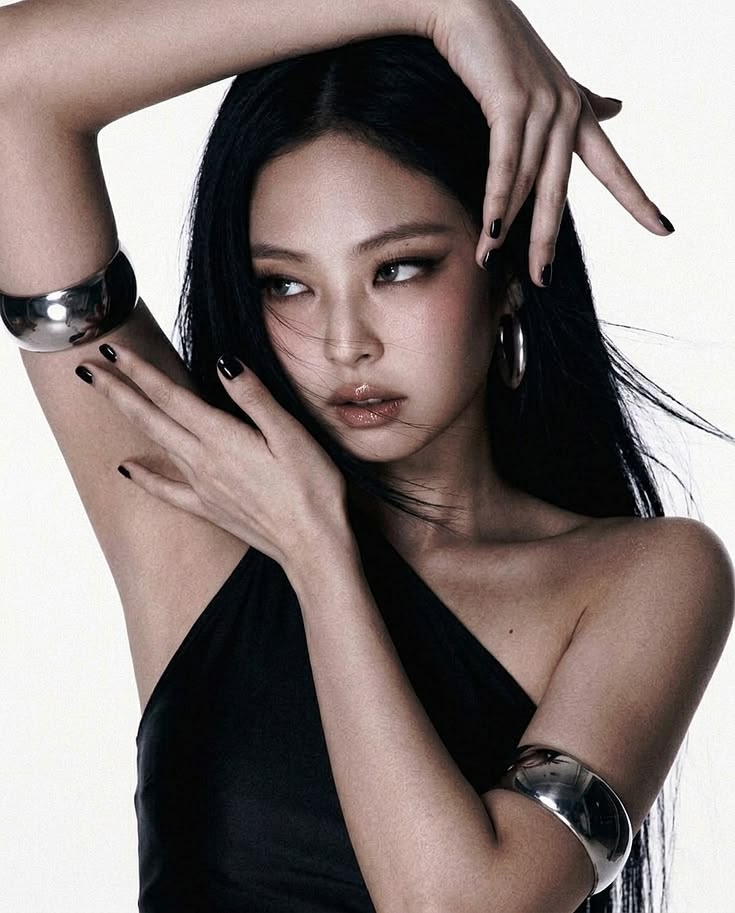 [PRE-ORDER] JENNIE