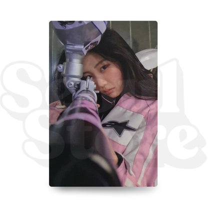 Photocard ILLIT NOT CUTE ANYMORE- Apple Music