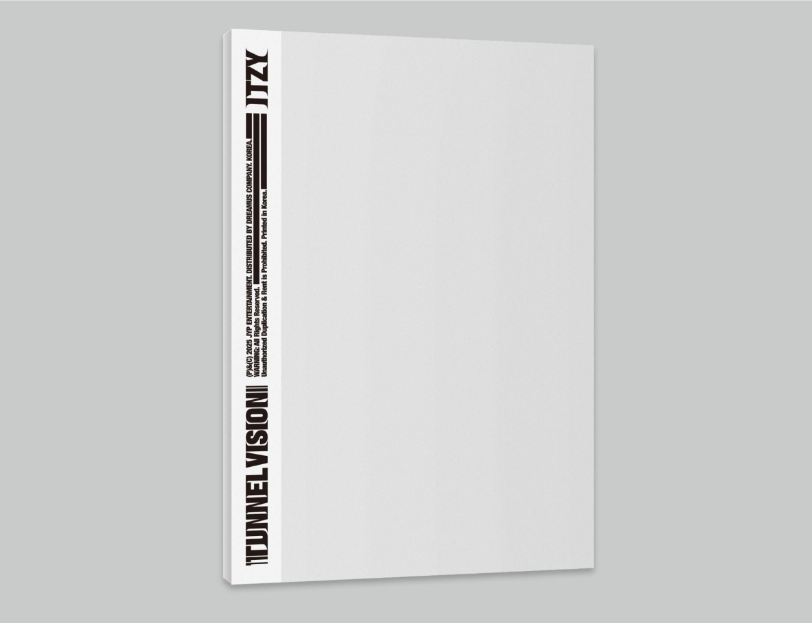 [PRE ORDER] ITZY - TUNNEL VISION (PHOTOBOOK)