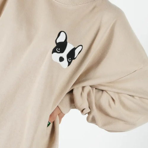 Sudadera con bordado de perrito Boston Terrier